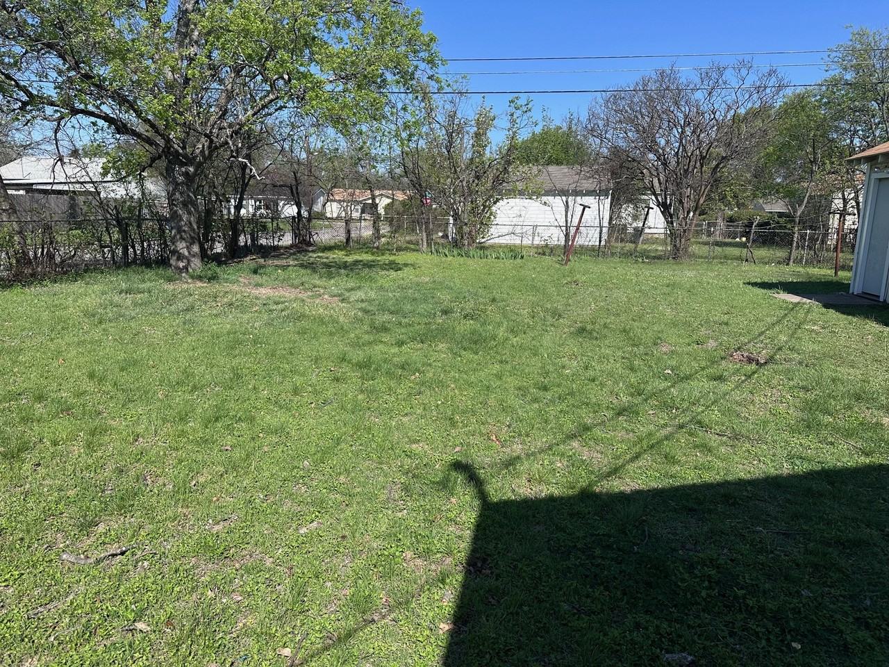 3625 Maple Ave - Photo 5 of 11