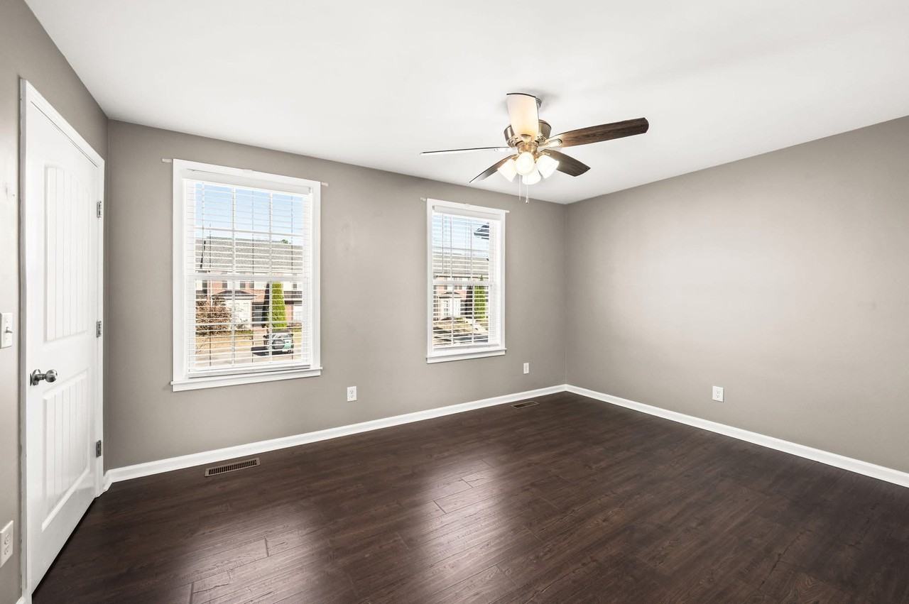 7213 Rosemary Ct - Photo 6 of 14