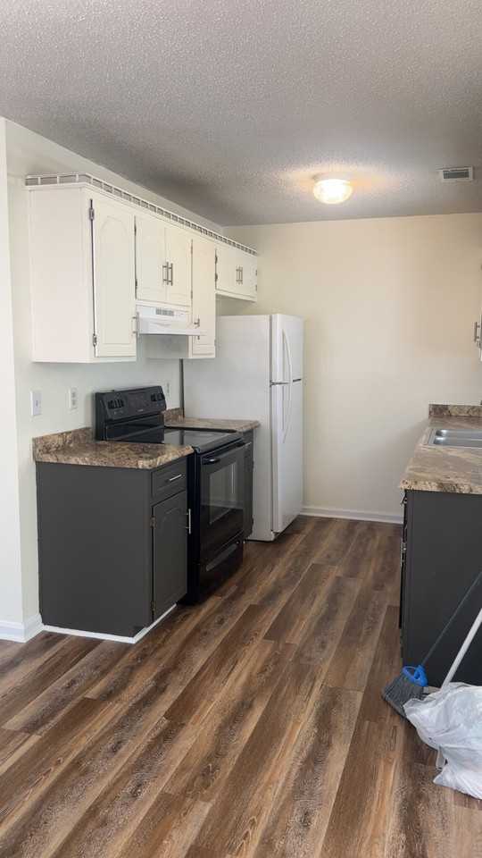 3622 Pebble Creek Dr - Photo 4 of 16