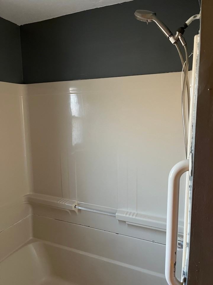 1038 Liberty St - Photo 6 of 6