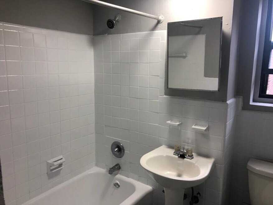 5602 Ogontz Ave, Philadelphia, Pa 19141, Usa #B - Photo 7 of 7