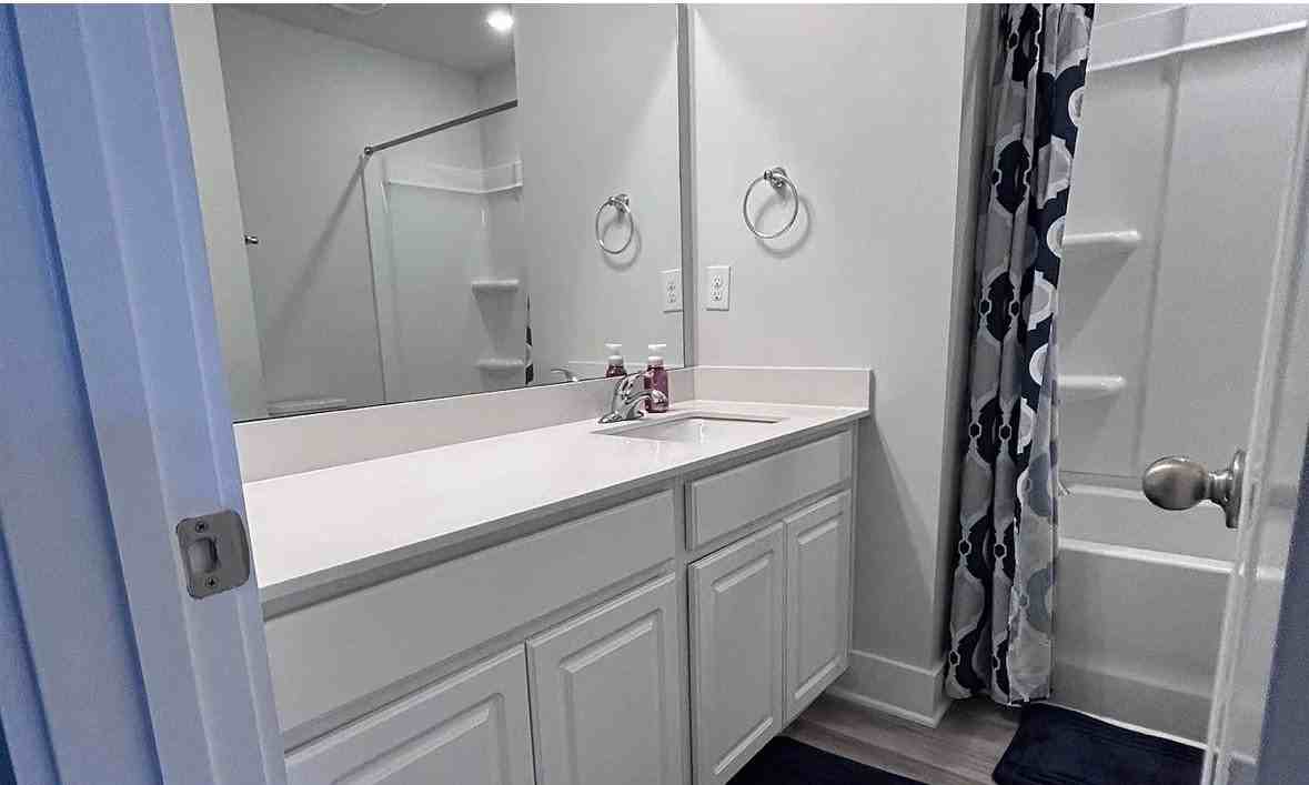 132 Addington Lane - Photo 7 of 11