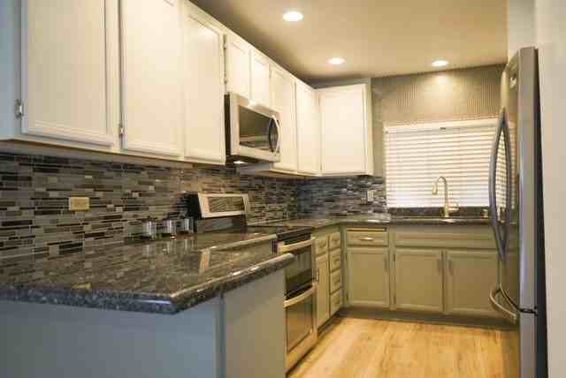 417 Torrance St #4 - Photo 2 of 7