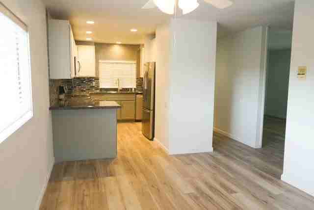 417 Torrance St #4 - Photo 3 of 7