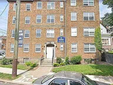 5800 N 16th St #A - Photo 4 of 14