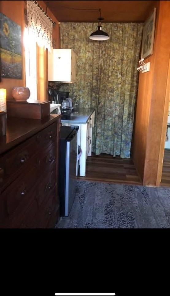 162 Evergreen Ln - Photo 5 of 20