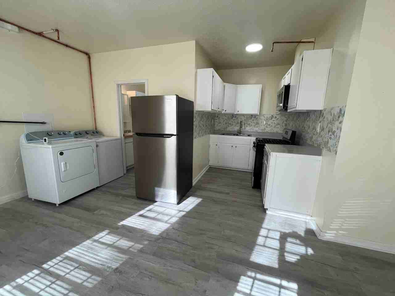 170 Meriden Road - 3 or C #3ORC - Photo 3 of 25