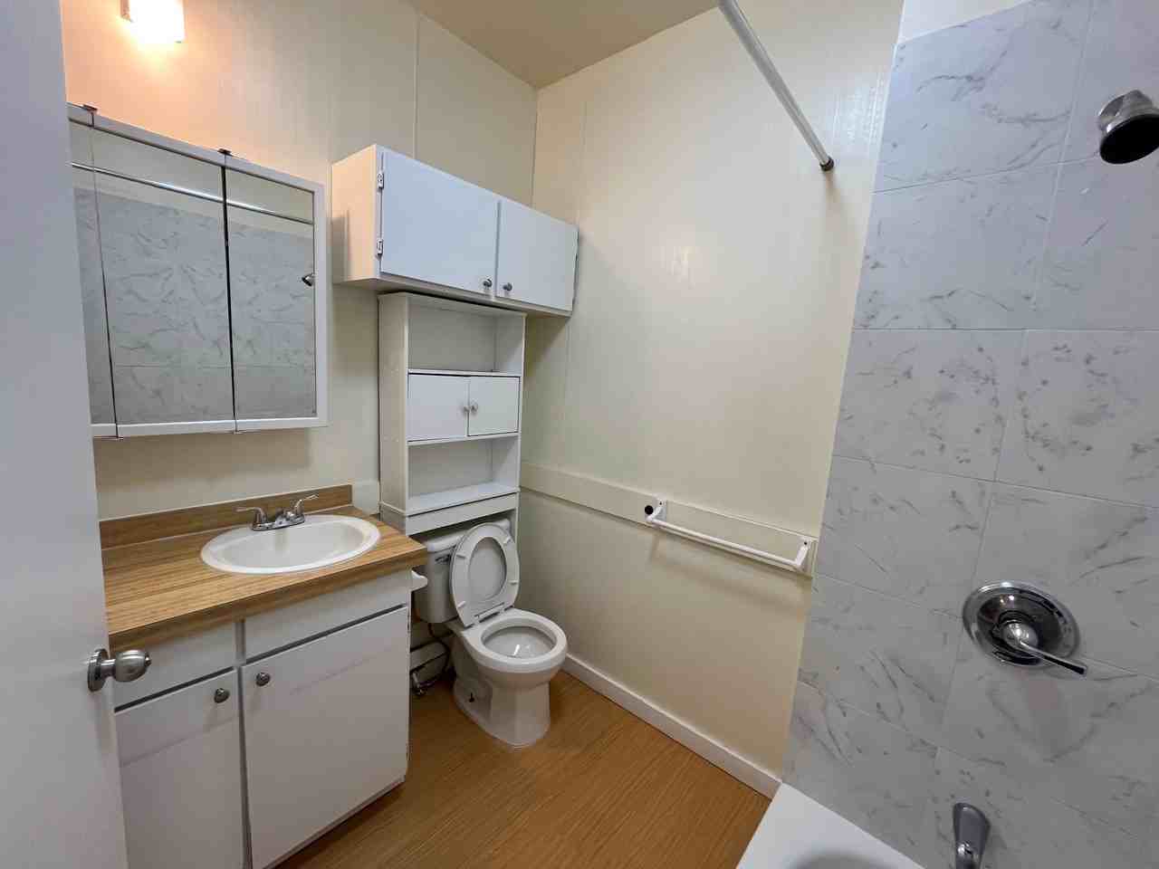 170 Meriden Road - 3 or C #3ORC - Photo 5 of 25