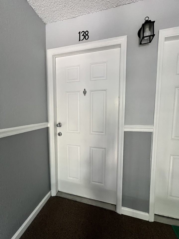 138 Lewfield Cir - Photo 3 of 28