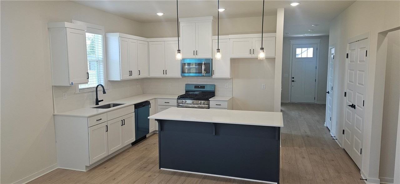 3630 Tranquility St - Photo 2 of 15