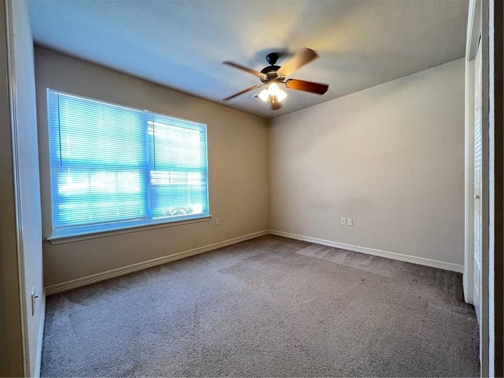 1787 N Chestnut Ave - Photo 4 of 12