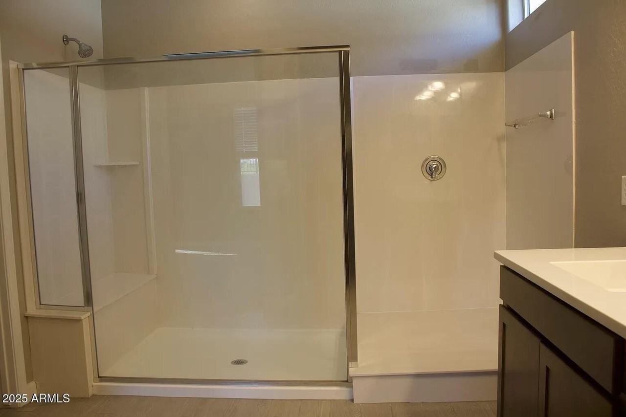 8219 S 44th Gln - Photo 6 of 17