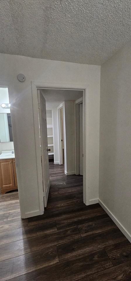 2658 N 43rd Ave Apt A - Photo 6 of 7