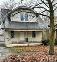 140 Parkridge Ave - Photo 1 of 1