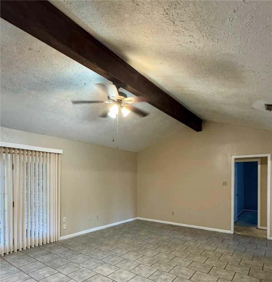 6210 Brewton Dr - Photo 3 of 11