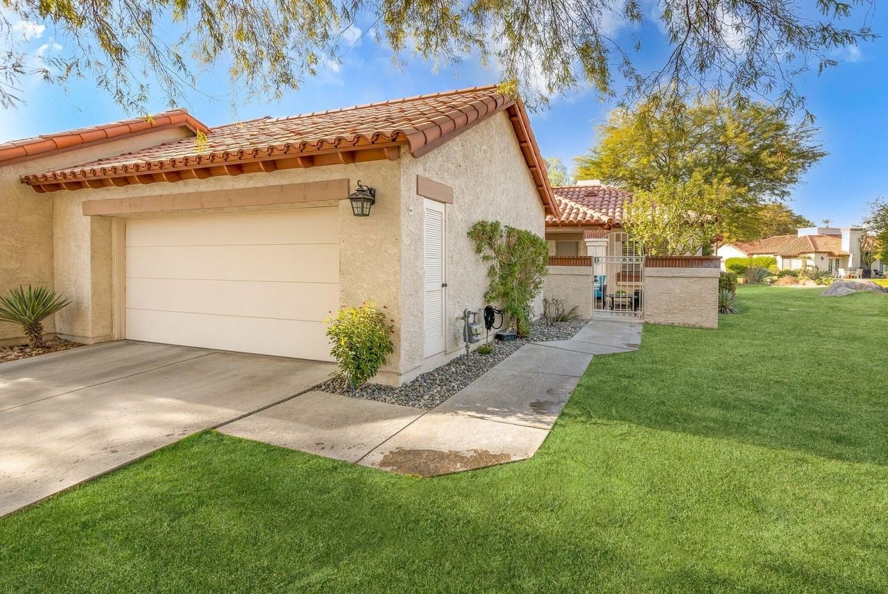 117 Trento Cir - Photo 2 of 43