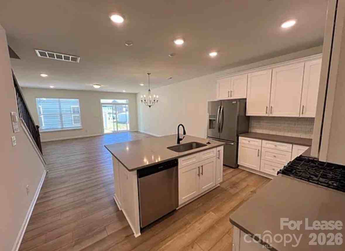 3938 Black Ct - Photo 4 of 27