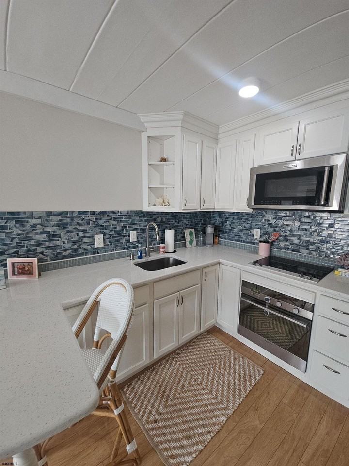 9401 Pacific Ave #33 - Photo 4 of 25