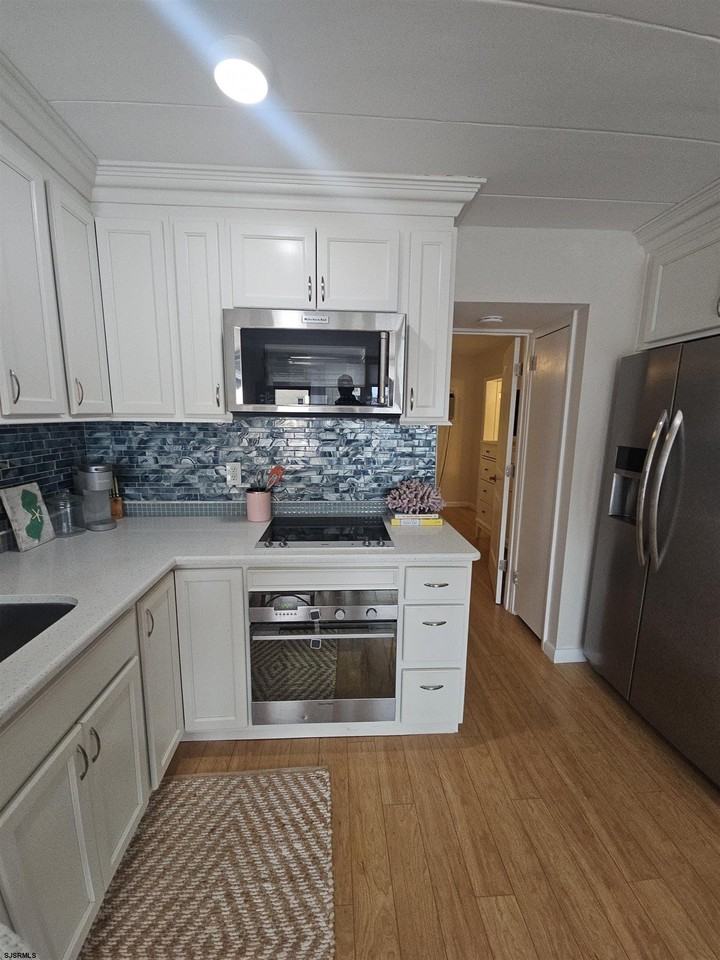 9401 Pacific Ave #33 - Photo 6 of 25