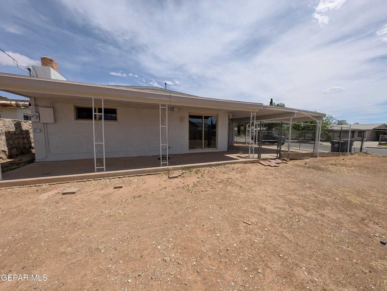 8921 Mount Olympus Dr - Photo 4 of 23