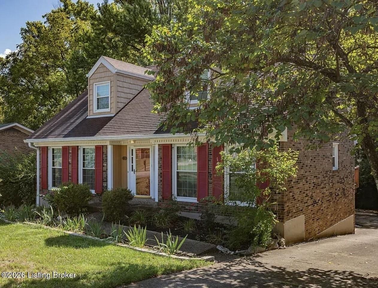 3012 Lexham Rd - Photo 3 of 23