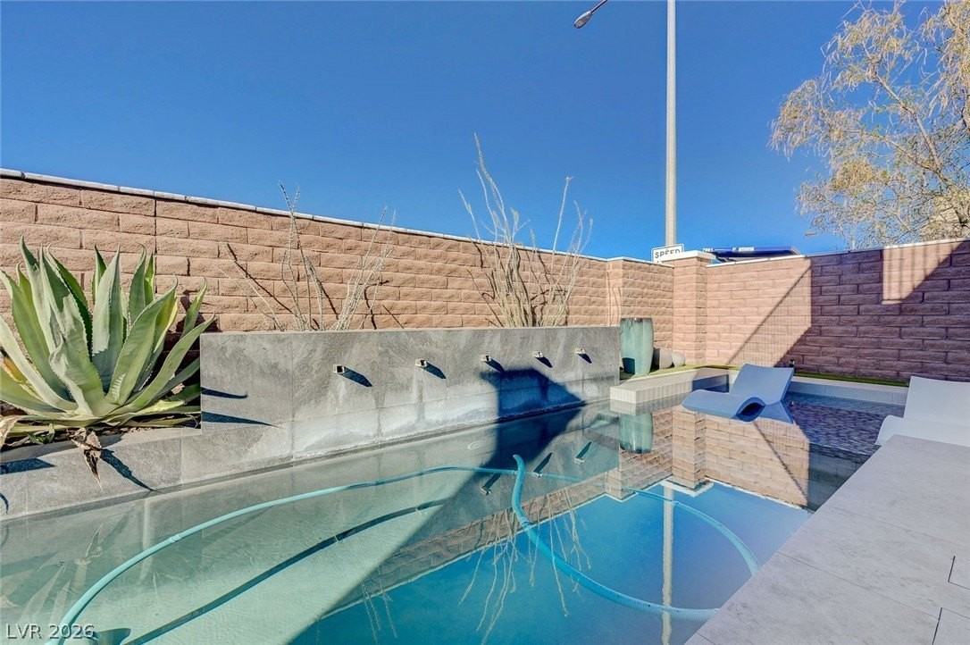 7778 Tableland View Ct - Photo 7 of 50