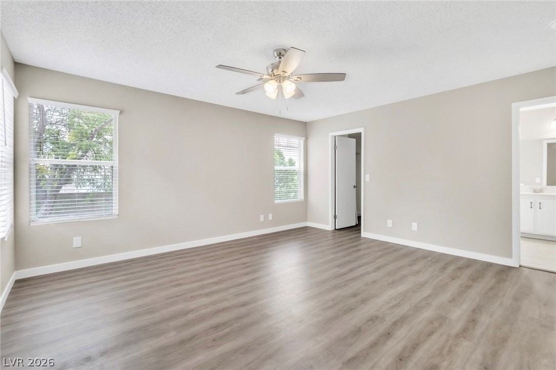 2313 Tinsley Ct - Photo 5 of 36