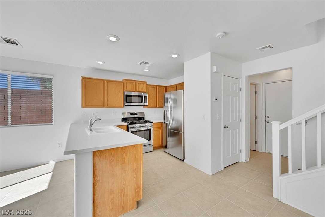 9986 Erie Stream Way - Photo 7 of 19