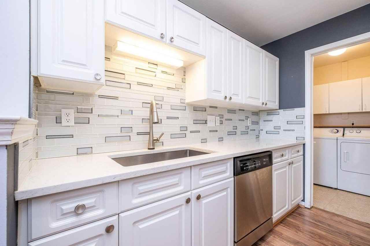 5362 Brookemonte Cir - Photo 3 of 19