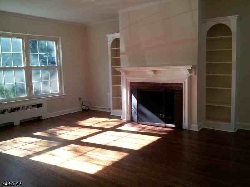 33 Hillside Ave #2 - Photo 5 of 21