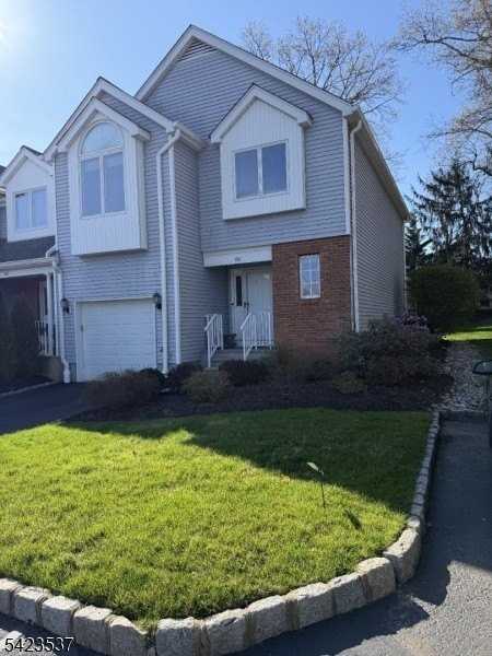 150 Chateau Thierry Ave - Photo 2 of 2