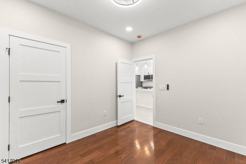 633 Lafayette Ave - Photo 4 of 37