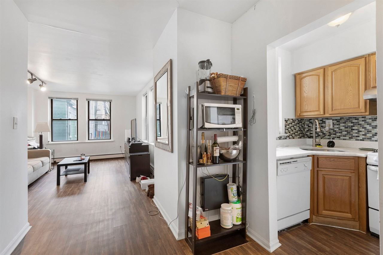 2787 John F Kennedy Blvd #108