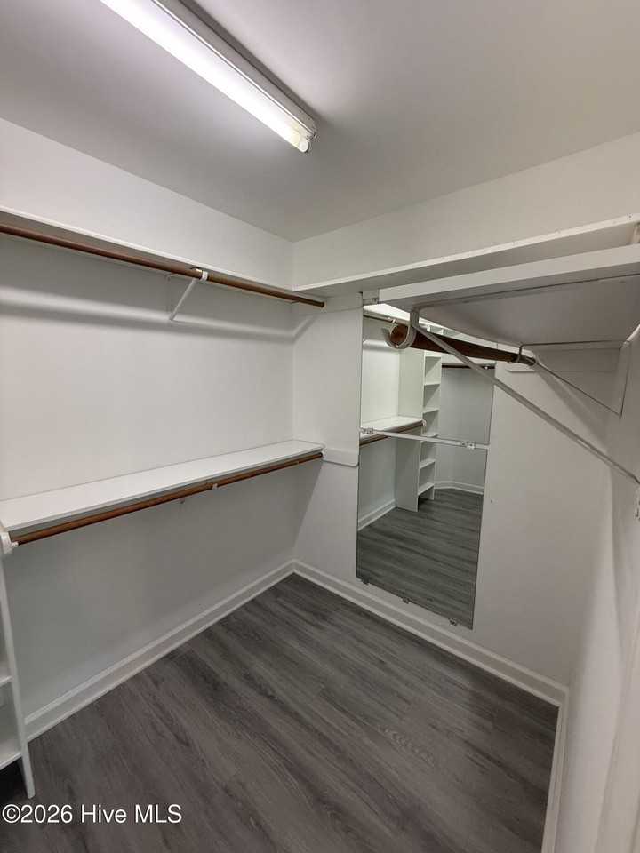 5706 Mossberg Ct - Photo 7 of 33