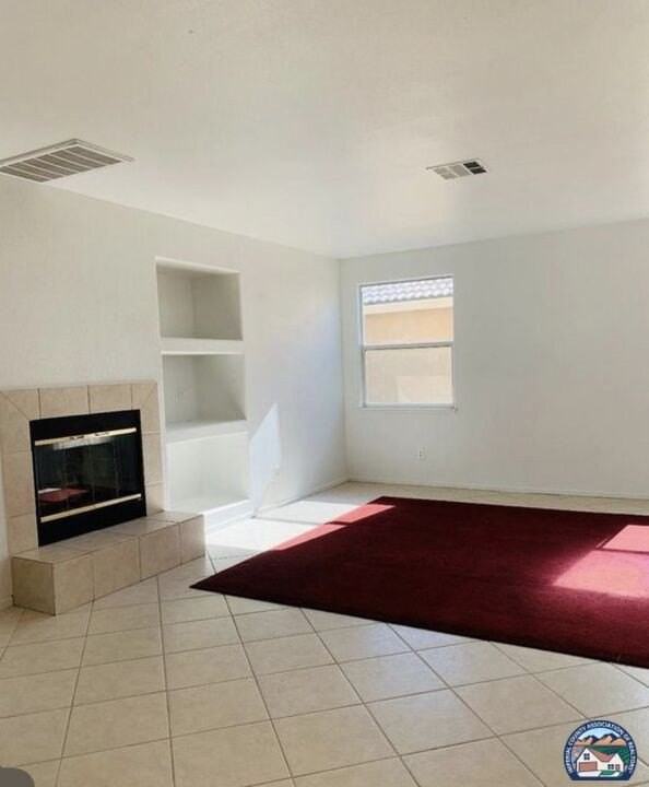 218 Mazatlan Dr - Photo 5 of 10