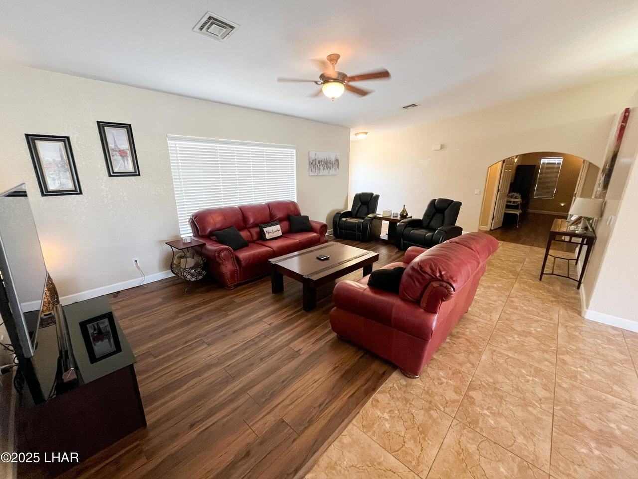 3185 Newport Dr - Photo 6 of 24