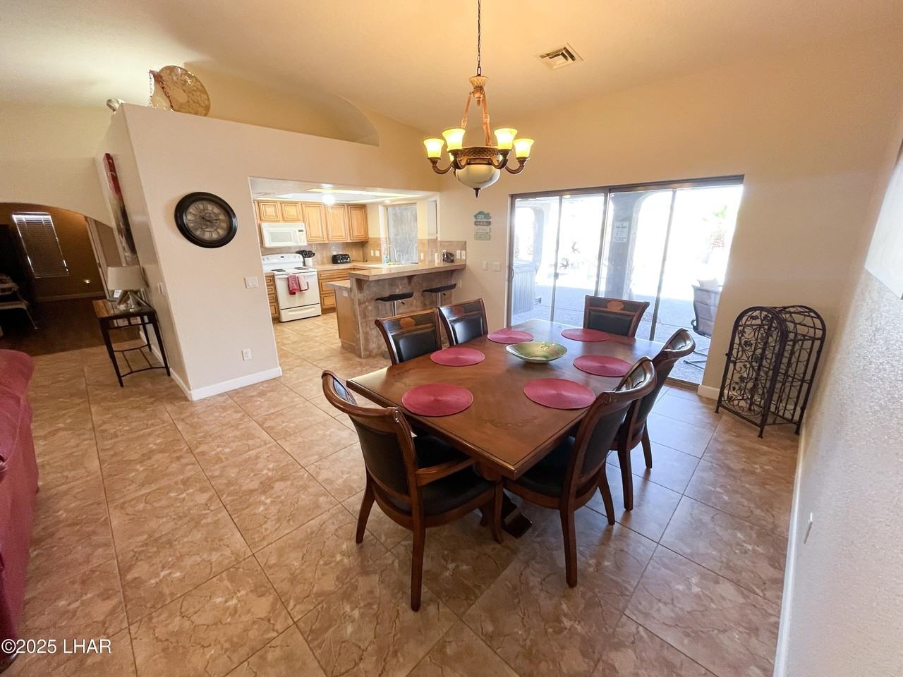 3185 Newport Dr - Photo 7 of 24