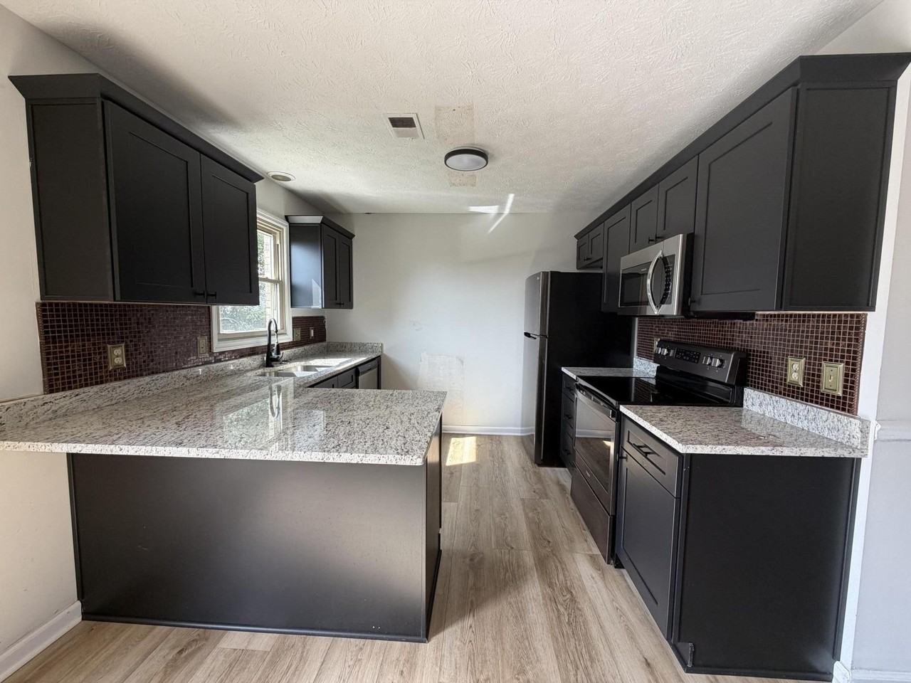 308 S Keeneland Dr Unit A - Photo 4 of 9