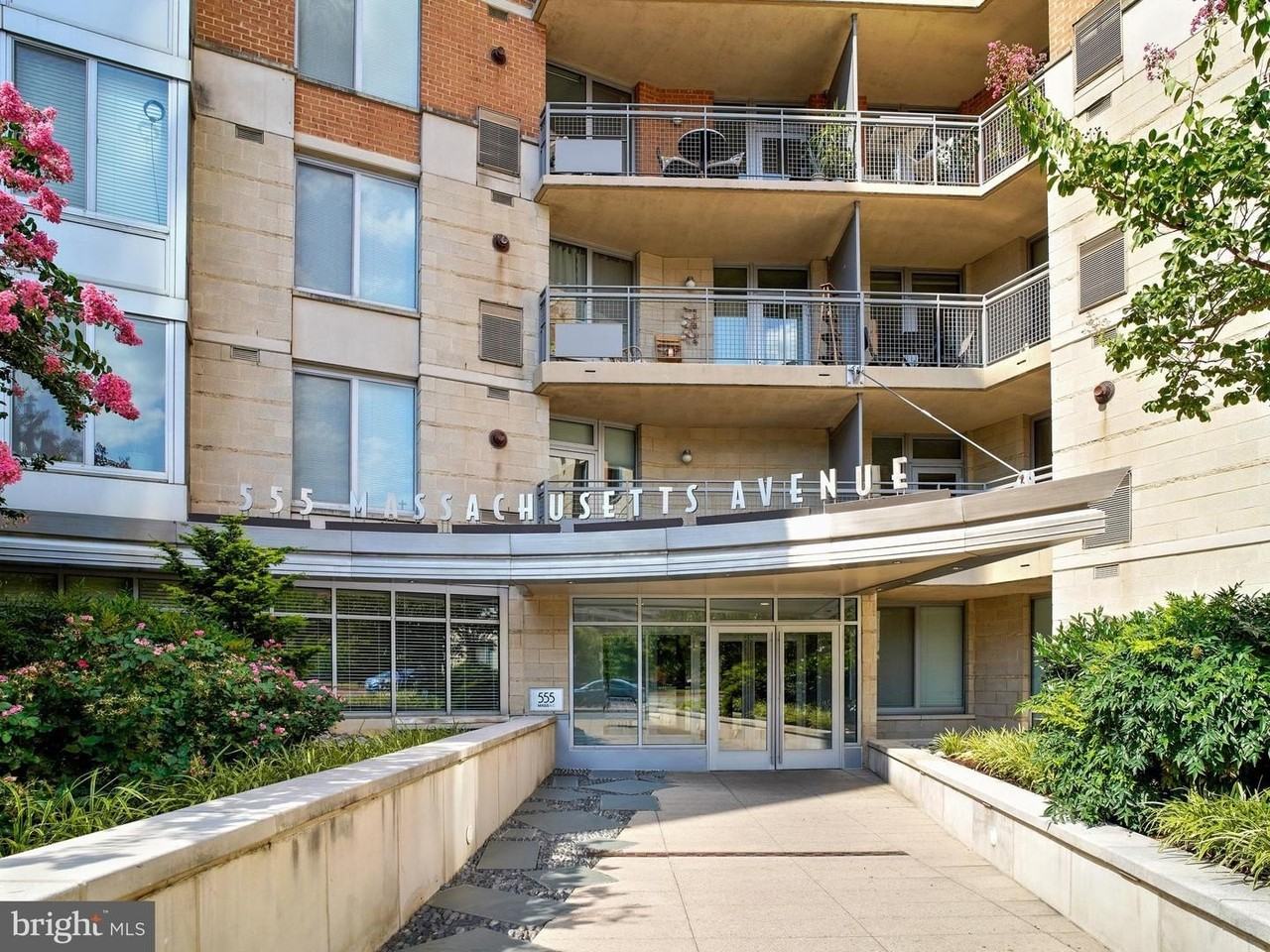 555 Massachusetts Ave Nw - Photo 2 of 26