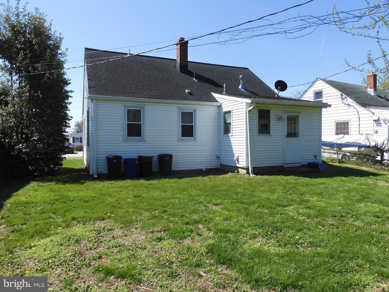 8220 Cornwall Rd - Photo 3 of 17