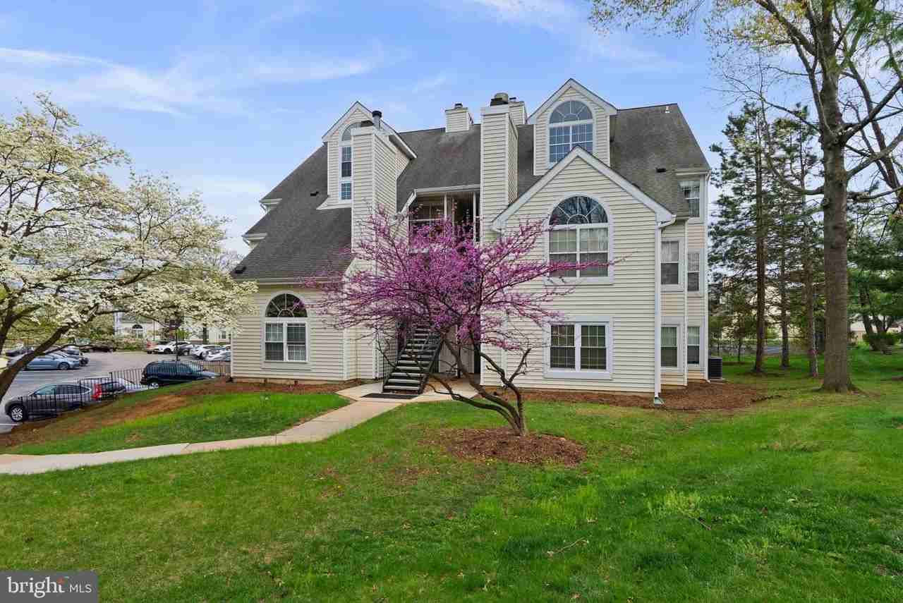 14132 Bowsprit Ln - Photo 2 of 21