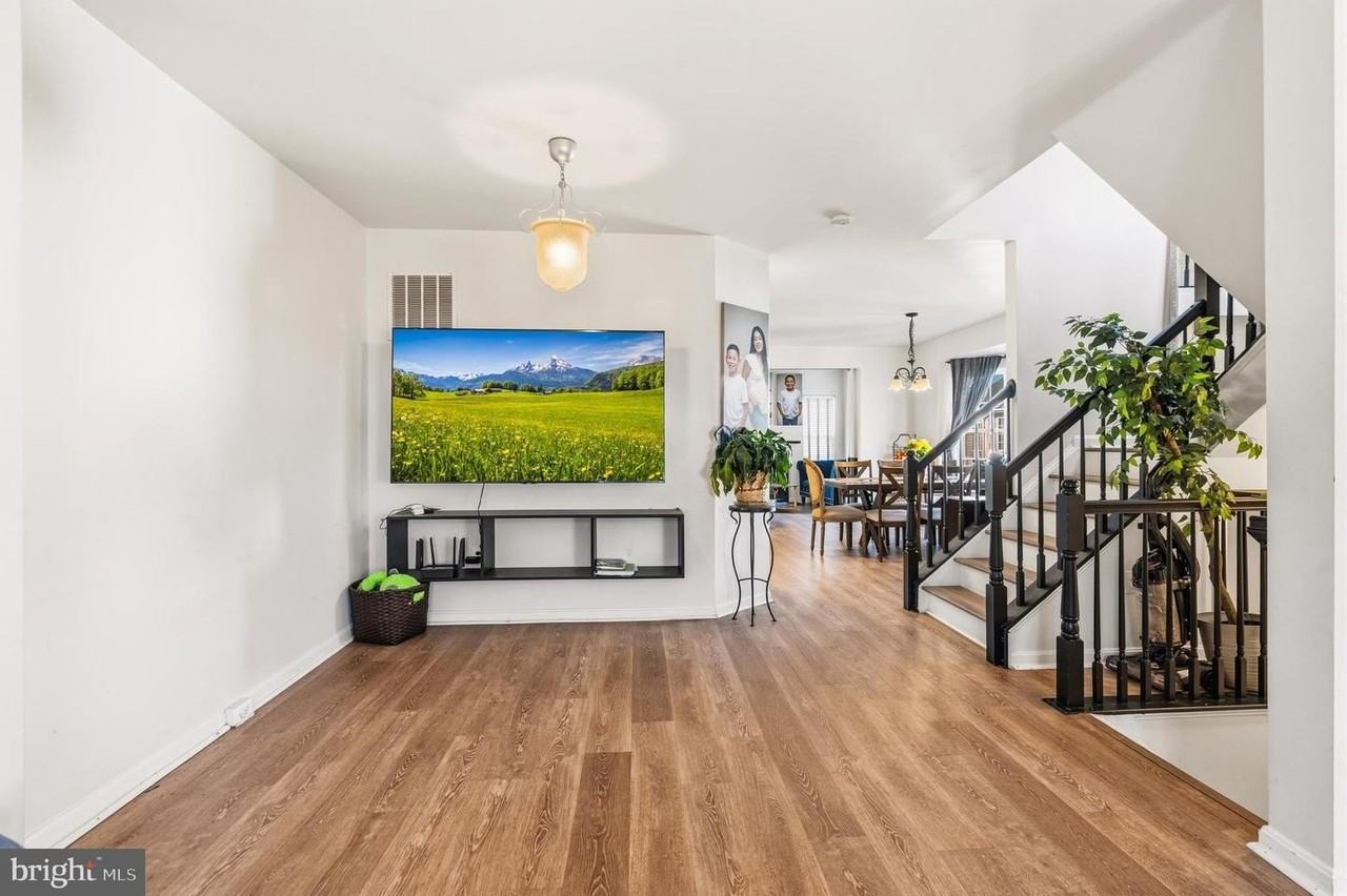 9841 Cheshire Ridge Cir - Photo 4 of 29