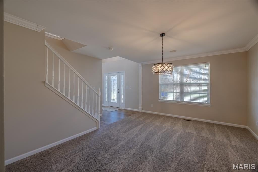 1061 Dardenne Woods Dr - Photo 5 of 48