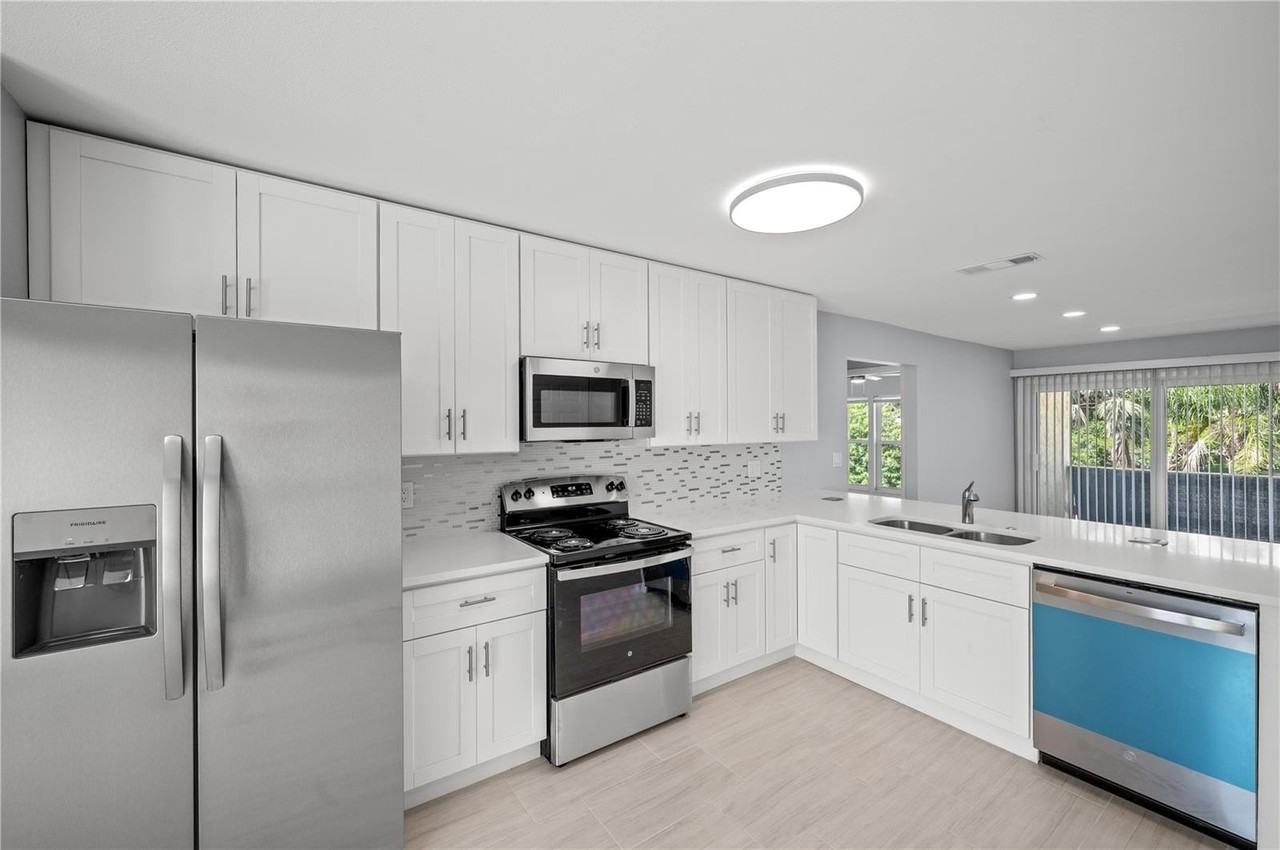 3453 Clark Rd #251 - Photo 5 of 31