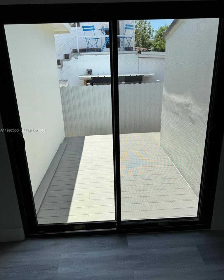 Nw 30th St - Photo 7 of 8