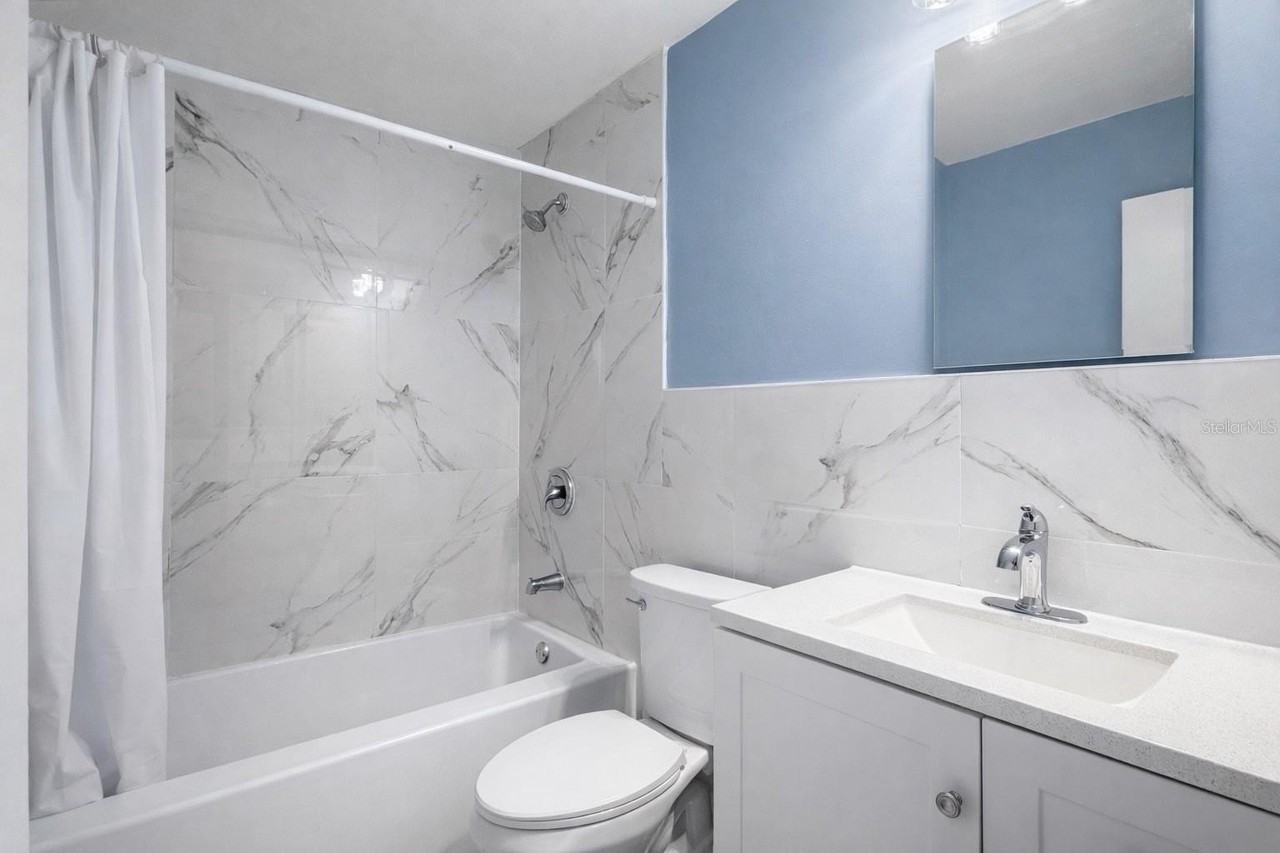 2403 Cleveland Rd - Photo 7 of 15