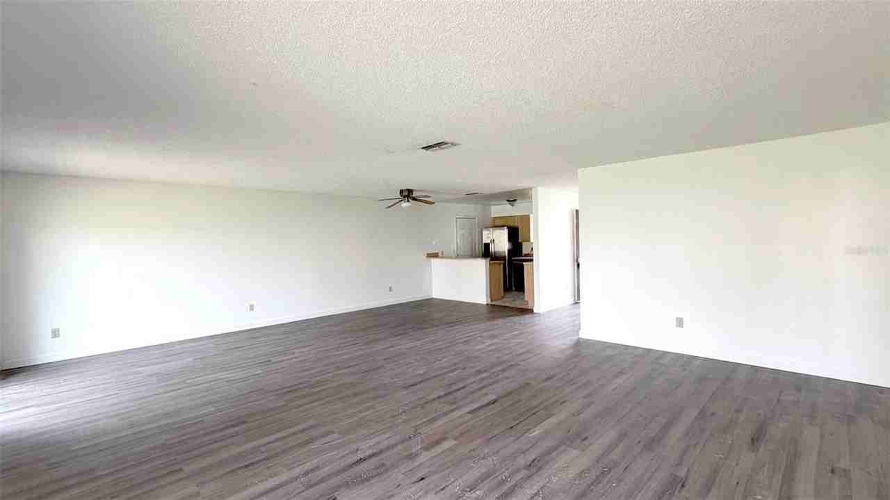 5523 Westbrook Dr - Photo 5 of 24