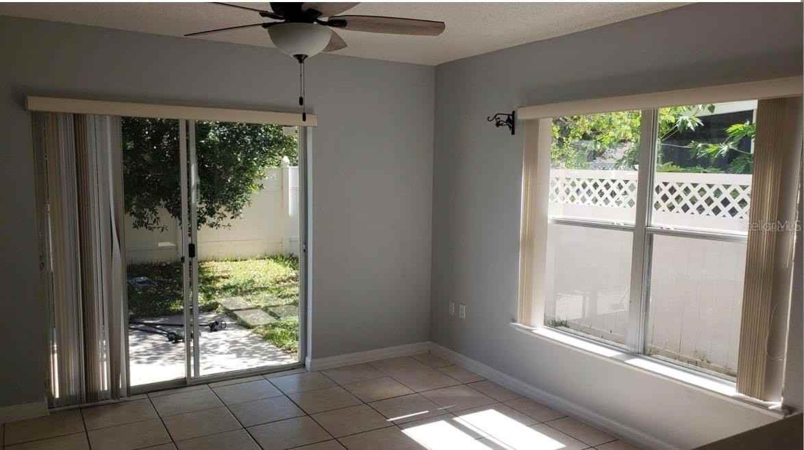 605 Blake Ave - Photo 2 of 16