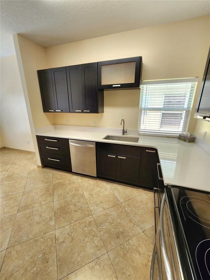 3103 Cranes Cove Loop - Photo 2 of 19