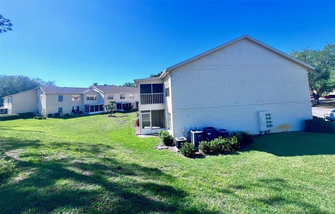 7828 Hardwick Dr #927 - Photo 6 of 48